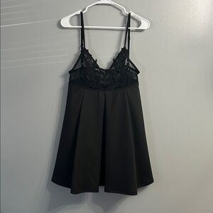 Tobi Black Scallop Lace Sleeveless Skater Dress SZ Med